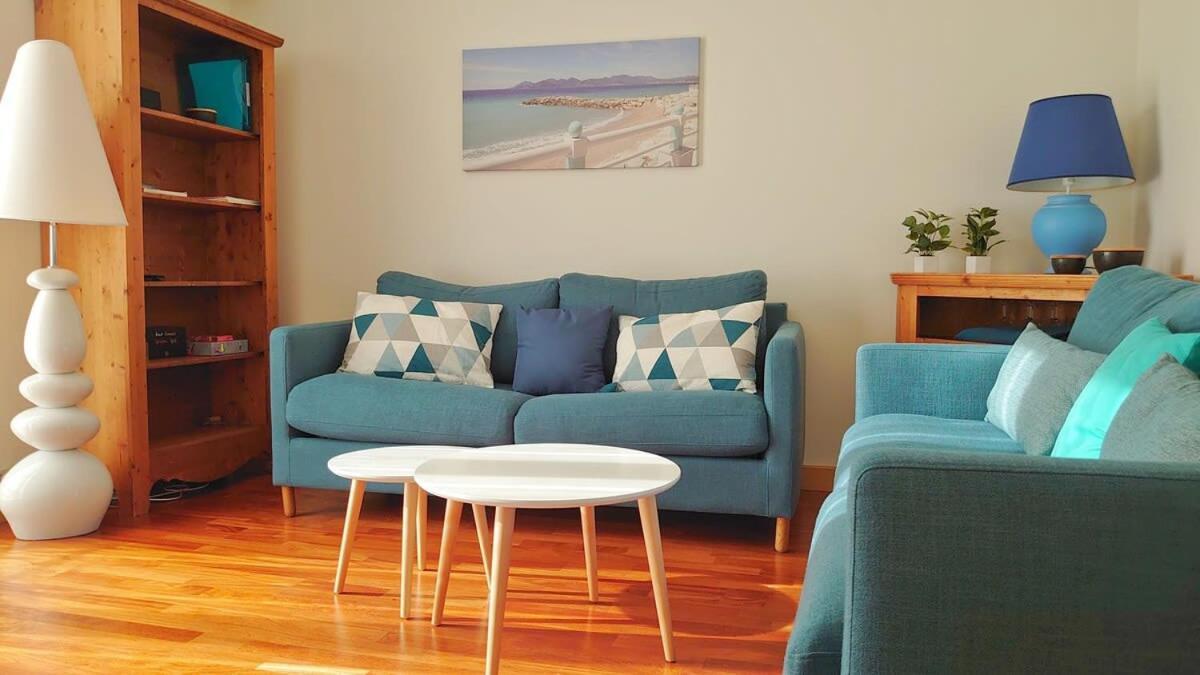 Apartment B042-functional With Balcony Suquet *
